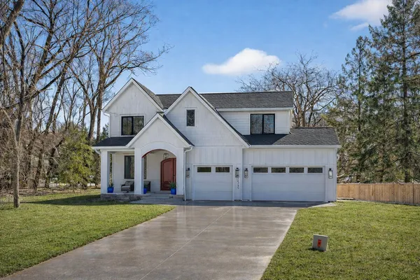 $1,499,000 | 14759 McGinty Road West, Minnetonka, MN 55391