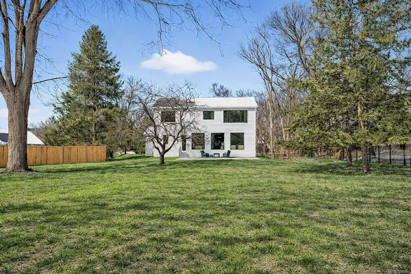 $1,499,000 | 14759 McGinty Road West, Minnetonka, MN 55391