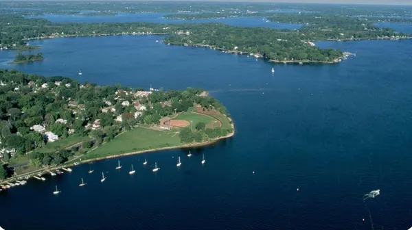 $1,499,000 | 14759 McGinty Road West, Minnetonka, MN 55391