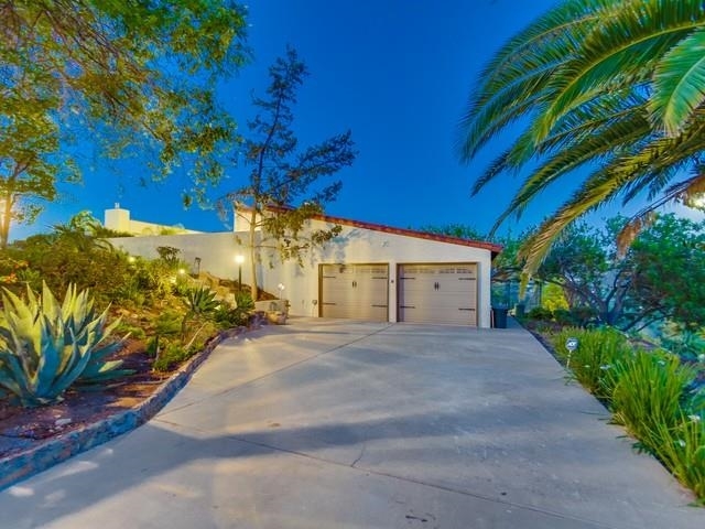15458 Markar Road Poway, CA 92064 - Photo 5 of 25