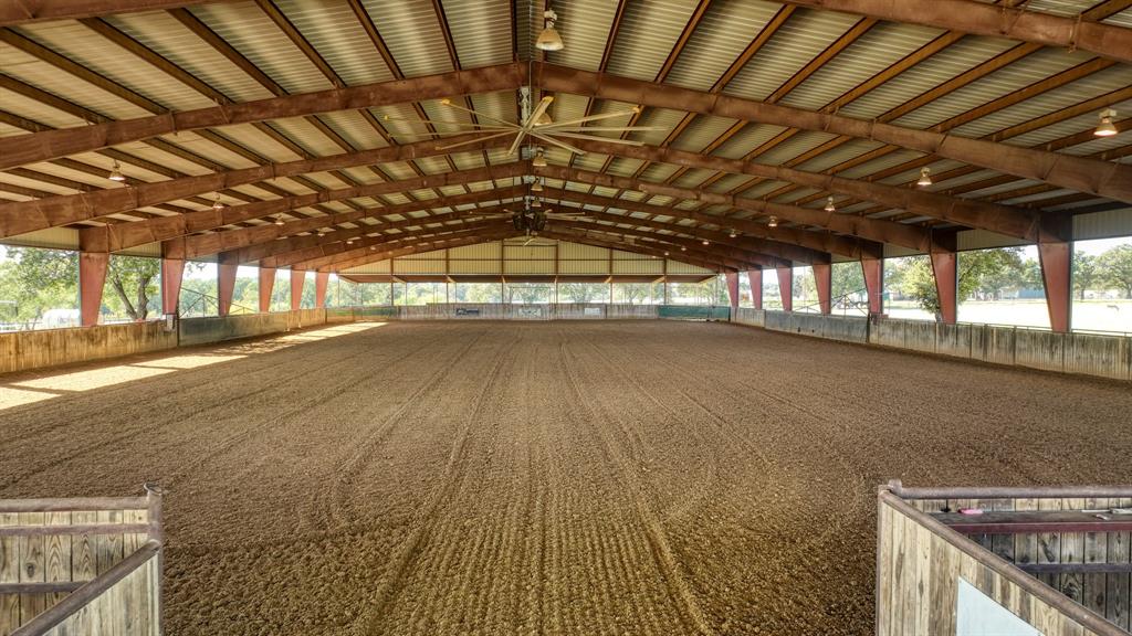 1003 Lamkin Road Mineral Wells, TX 76067 - Photo 30 of 40 View of horse area