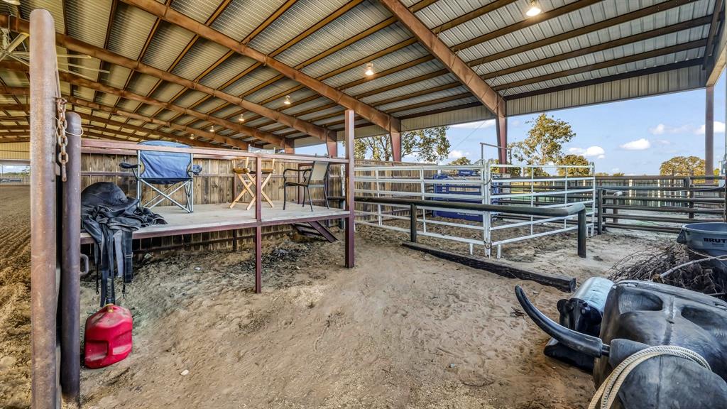 1003 Lamkin Road Mineral Wells, TX 76067 - Photo 32 of 40 View of horse barn