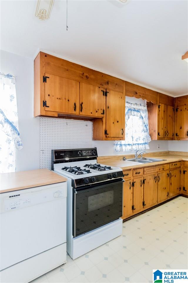 227 Woodward Road Birmingham, AL 35228 - Photo 12 of 26