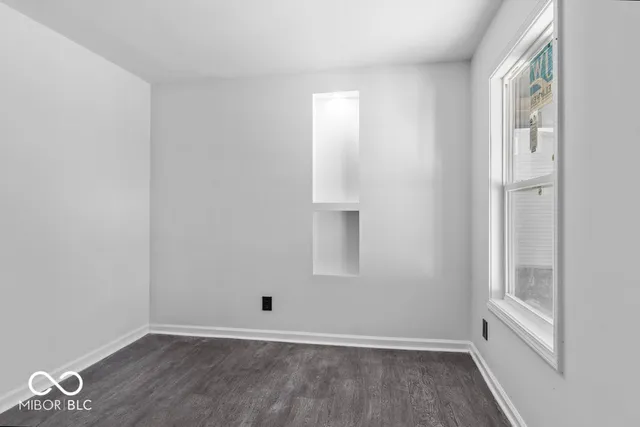 $189,900 | 804 South Albany Street, Selma, IN 47383