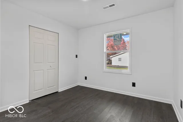 $189,900 | 804 South Albany Street, Selma, IN 47383