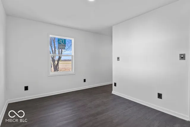 $189,900 | 804 South Albany Street, Selma, IN 47383