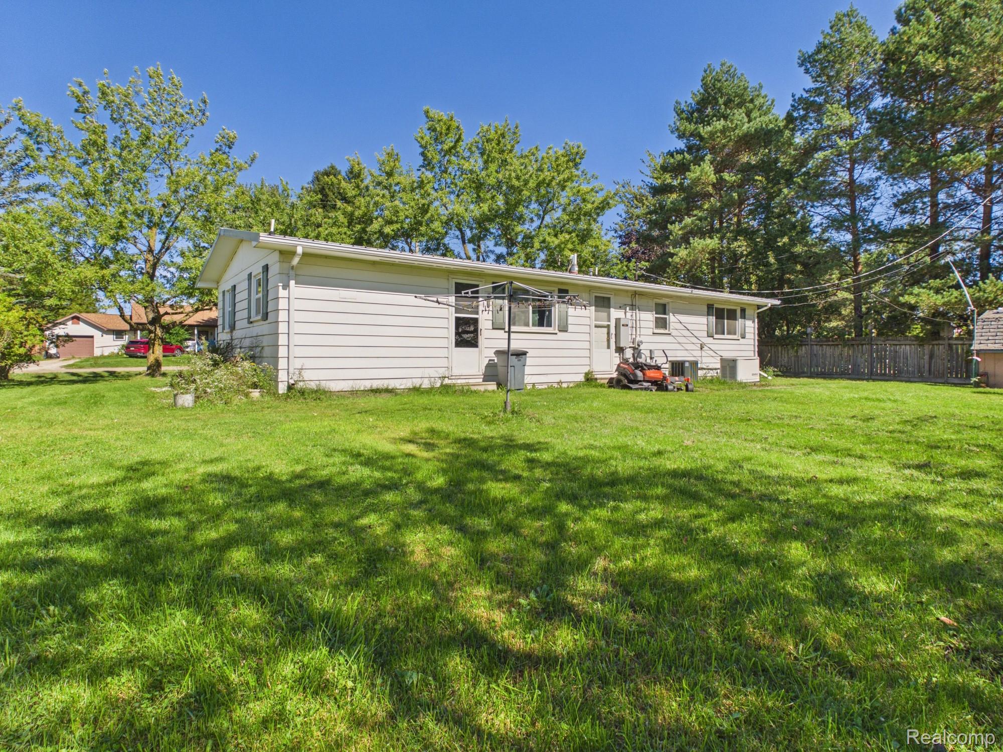 6455 Mayville Road Marlette, MI 48453 - Photo 25 of 27 CAM06342G6-PR0058-STILL029.jpg