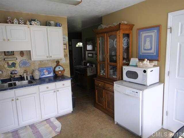 101 Fleetwood Road York, SC 29745 - Photo 6 of 13 Gallery Image 6
