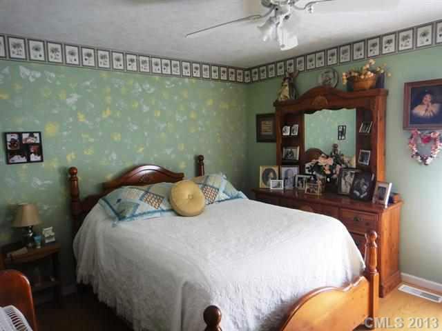 101 Fleetwood Road York, SC 29745 - Photo 8 of 13 Gallery Image 8