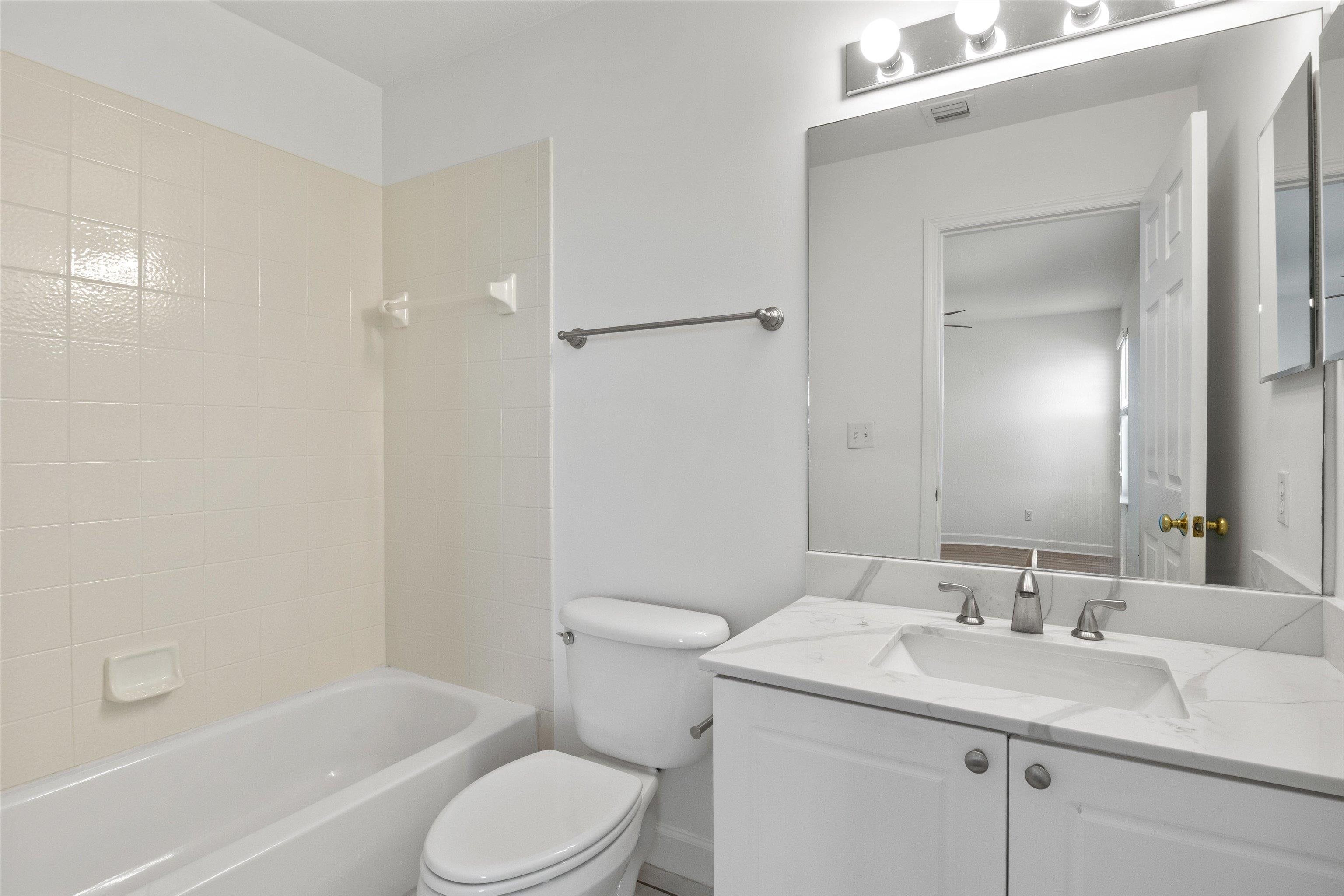 4025 Colleton Court Tallahassee, FL 32311 - Photo 12 of 35