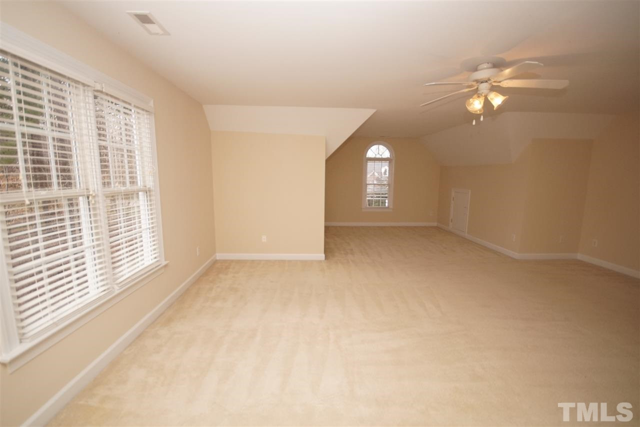 12736 Amoretto Way Raleigh, NC 27613 - Photo 18 of 25 Photo 18