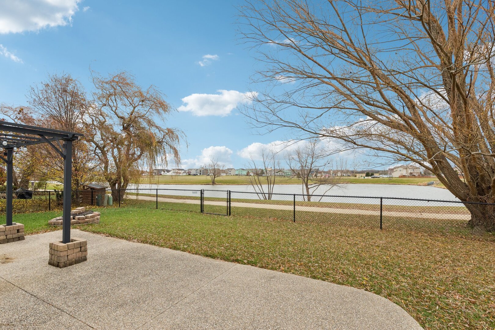 1024 Misty Landing Court Malta, IL 60150 - Photo 25 of 28 a park view with a entertaining space