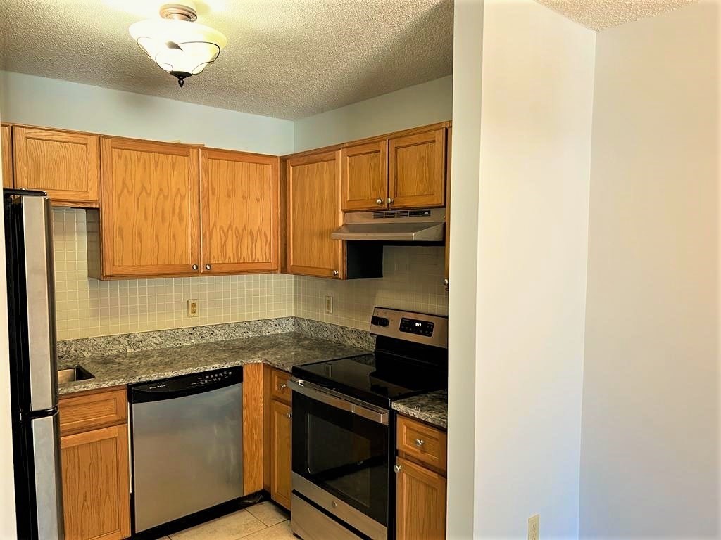 10 Rutledge Street, Unit 3D Worcester, MA 01604 - Photo 6 of 26 Gallery Image 6