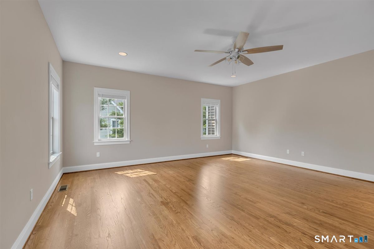 2 Chapman Chase Windsor Locks, CT 06096 - Photo 15 of 40