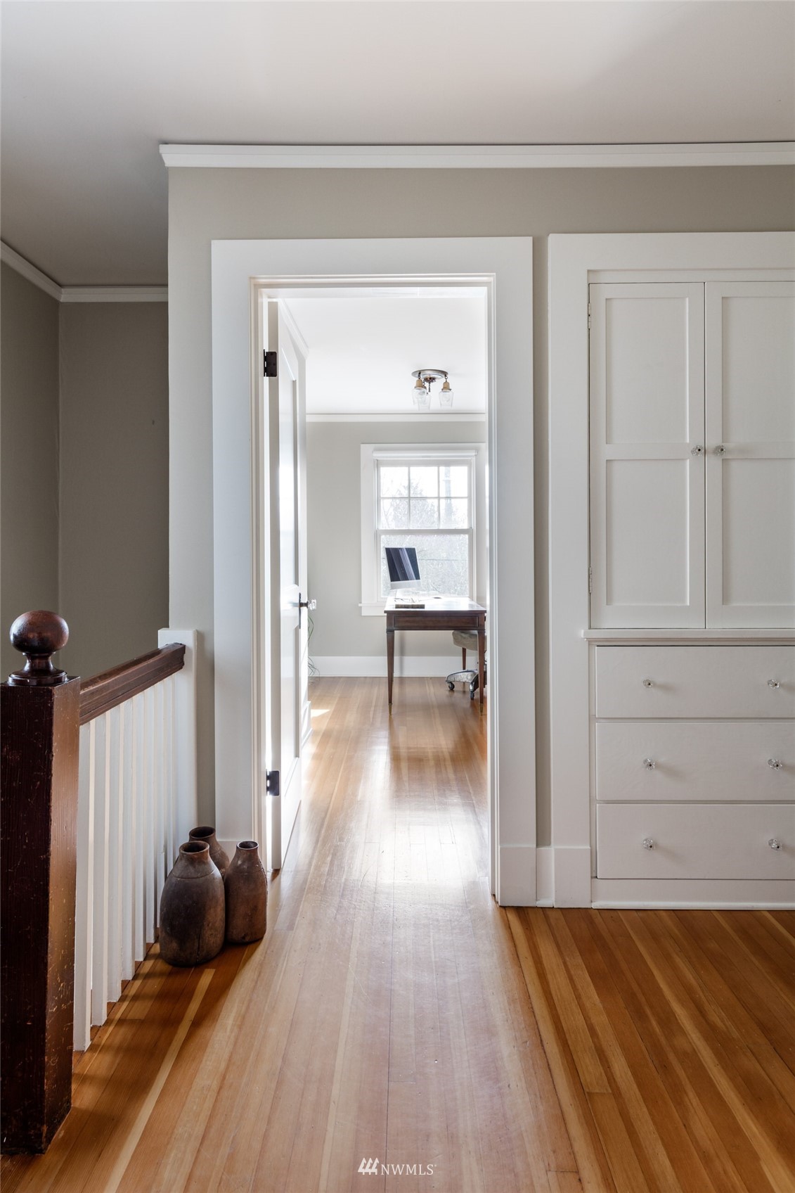 617 35th Avenue Seattle, WA 98122 - Photo 28 of 40 wooden floor in an empty room