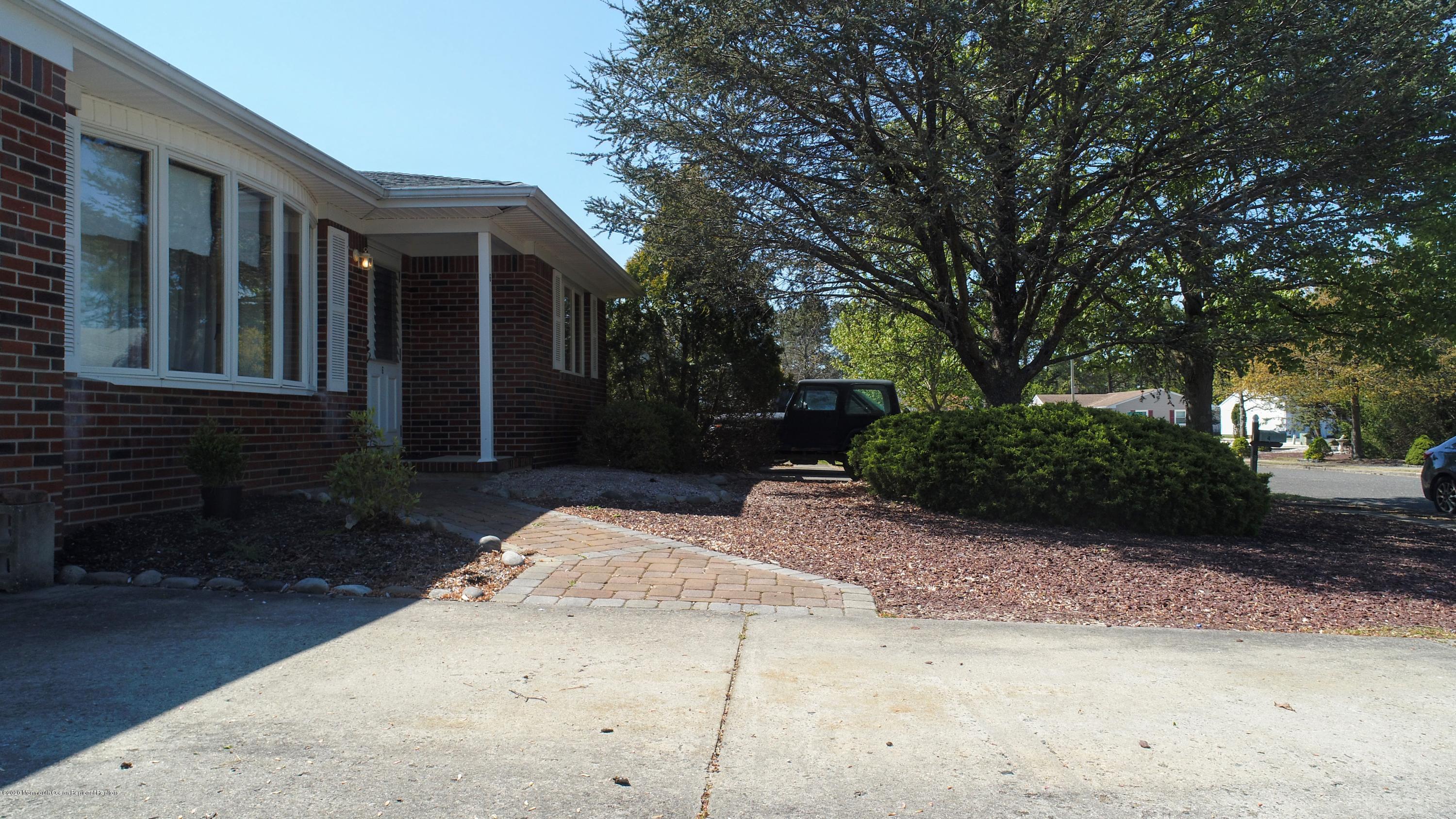 6 Piermont Road Toms River, NJ 08757 - Photo 5 of 26 03