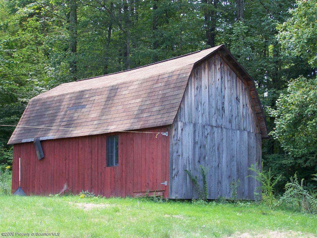 55 East Lemon Road Tunkhannock, PA 18657 - Photo 8 of 8 a backyard of a house