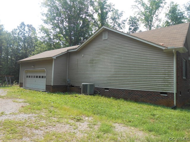19911 Shippings Road Dewitt, VA 23840 - Photo 11 of 15
