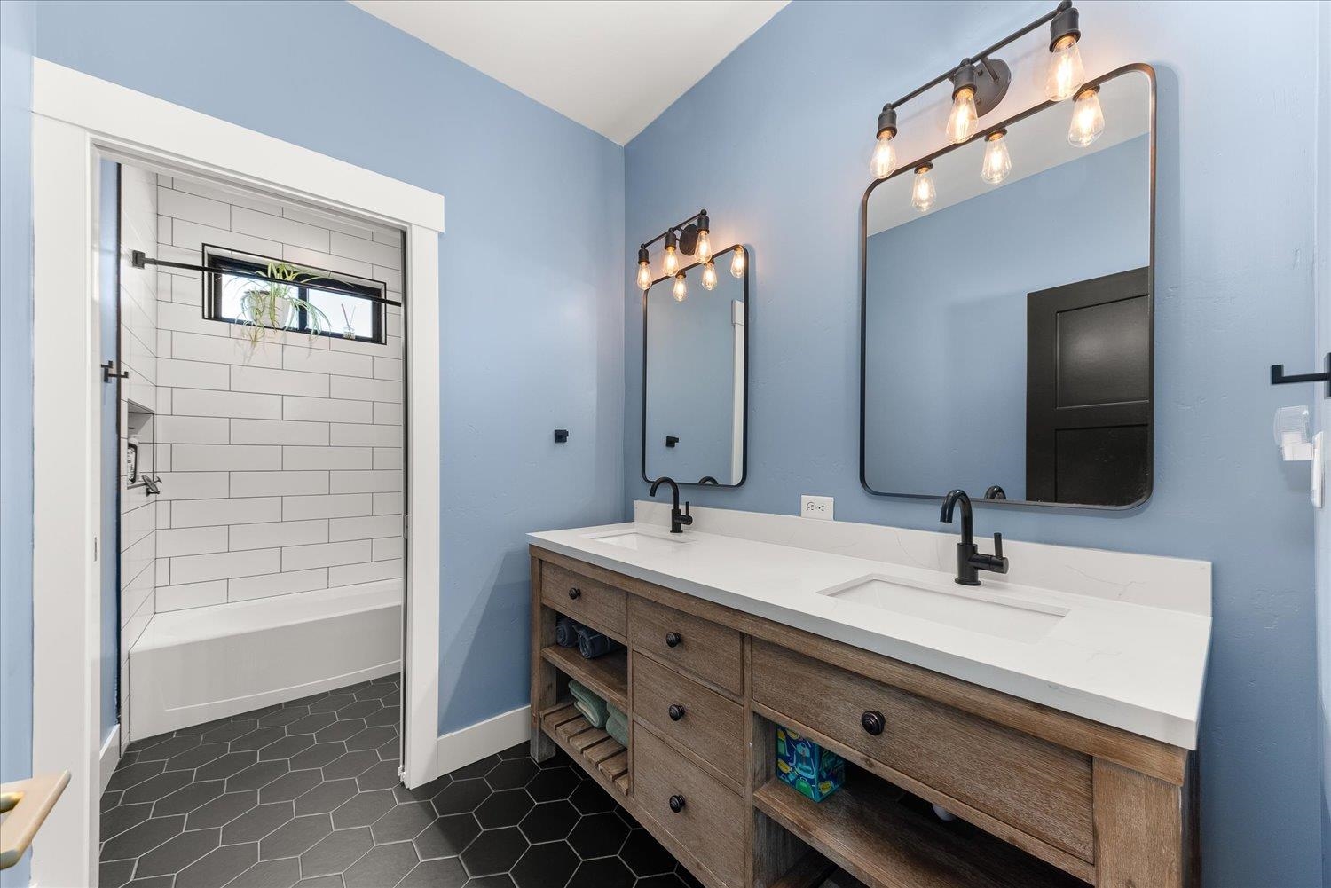 9202 South Spotted Road Cheney, WA 99004 - Photo 27 of 49