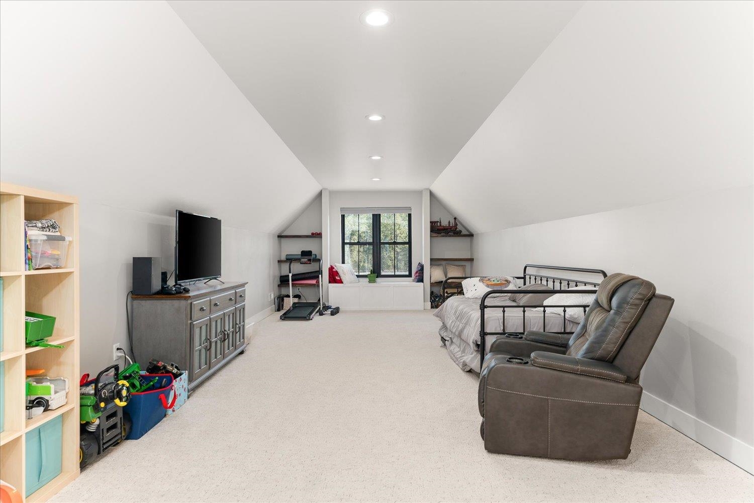 9202 South Spotted Road Cheney, WA 99004 - Photo 32 of 49