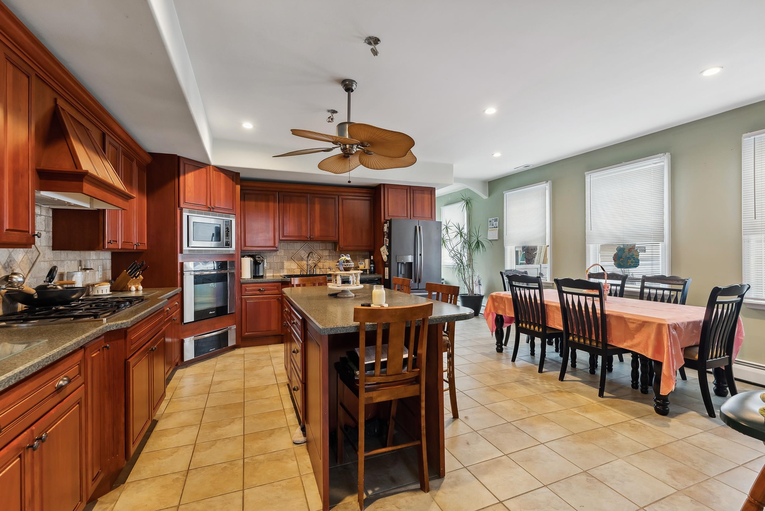 203 West Morning Glory Road Wildwood Crest, NJ 08260 - Photo 12 of 40