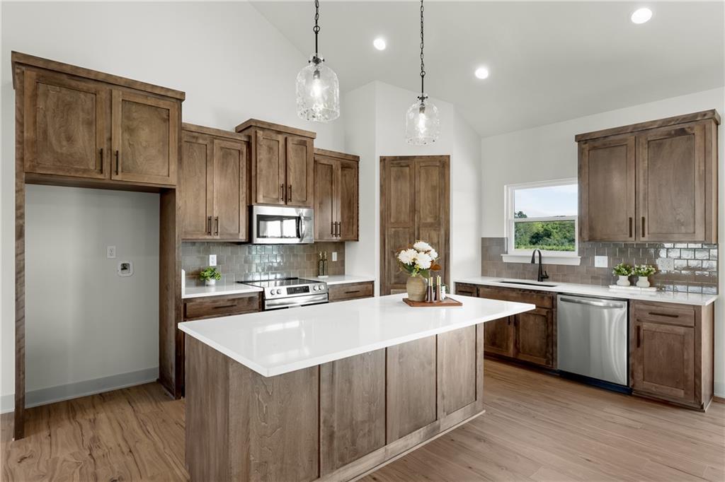 1153 Southwest 385th Road Holden, MO 64040 - Photo 13 of 48 Gallery Image 13