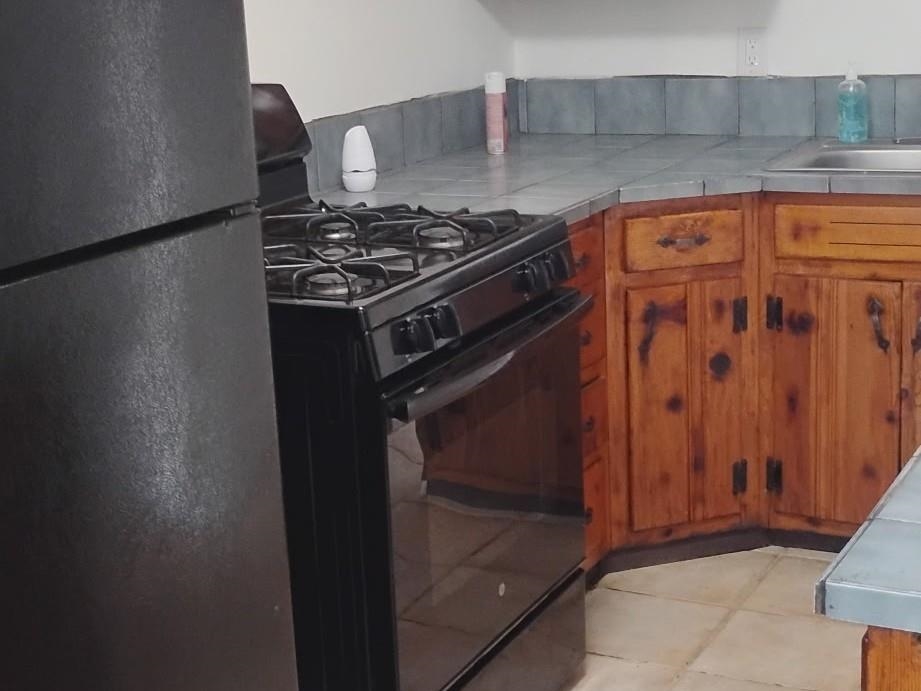 3436 West Horn Lake Road Memphis, TN 38109 - Photo 11 of 20 a close view of a stove top oven sitting inside of a kitchen