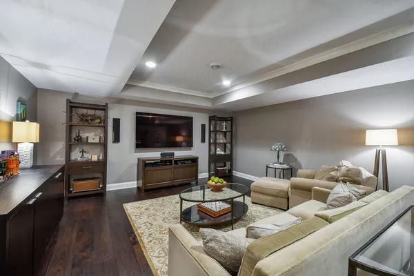$1,395,000 | 39-w914 Kellar Square, Geneva, IL 60134