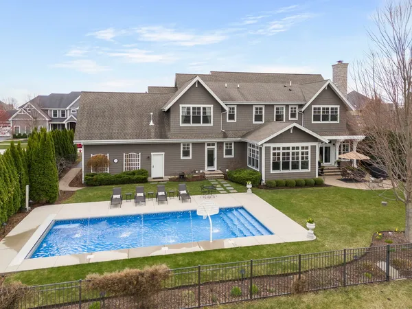 $1,395,000 | 39-w914 Kellar Square, Geneva, IL 60134