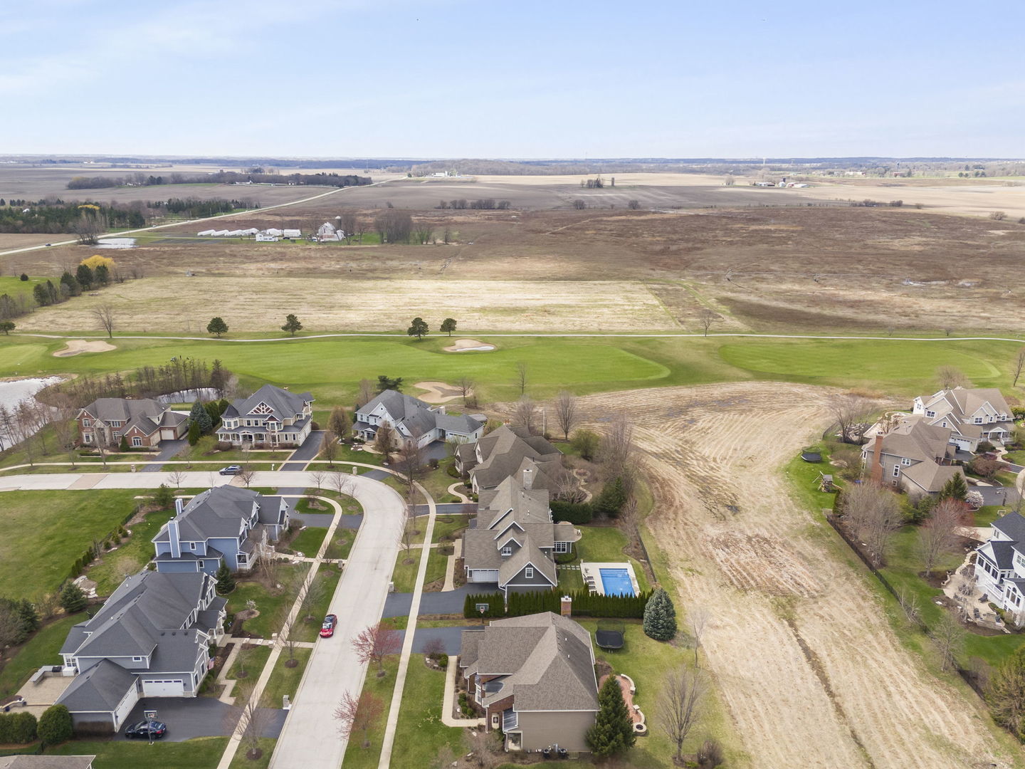 39-w914 Kellar Square Geneva, IL 60134 - Photo 62 of 68 a view of a city with an ocean