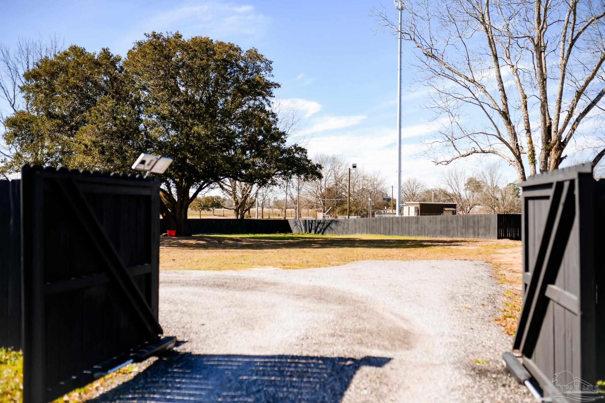6149 Jack Springs Road Atmore, AL 36502 - Photo 4 of 48