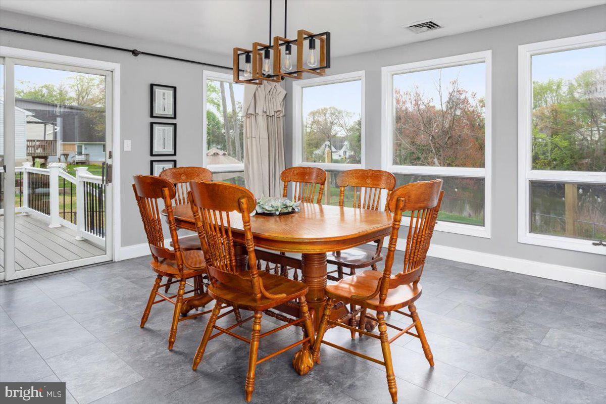 24 Johnson Road Pasadena, MD 21122 - Photo 4 of 6 Gallery Image 4