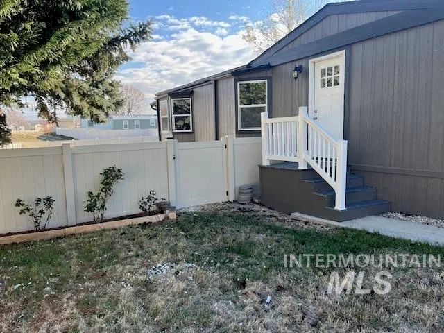 $144,200 | 8426 Blue Heaven Lane, Unit 149 149, Boise, ID 83716