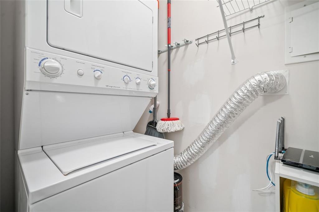 250 Pharr Road Northeast, Unit 1814 Atlanta, GA 30305 - Photo 19 of 37