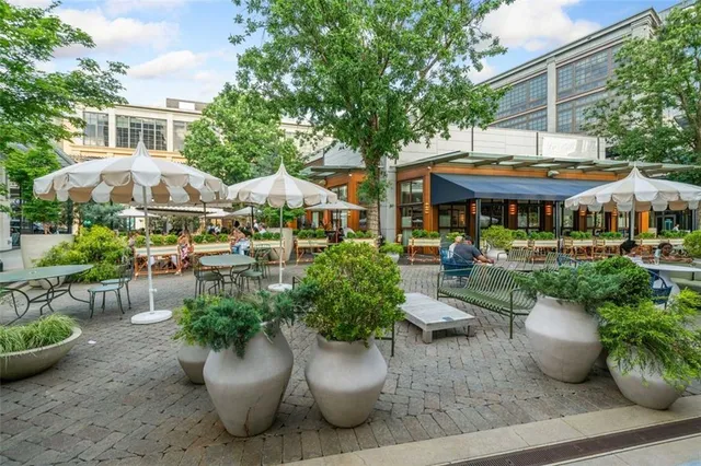 a view of a building entrance