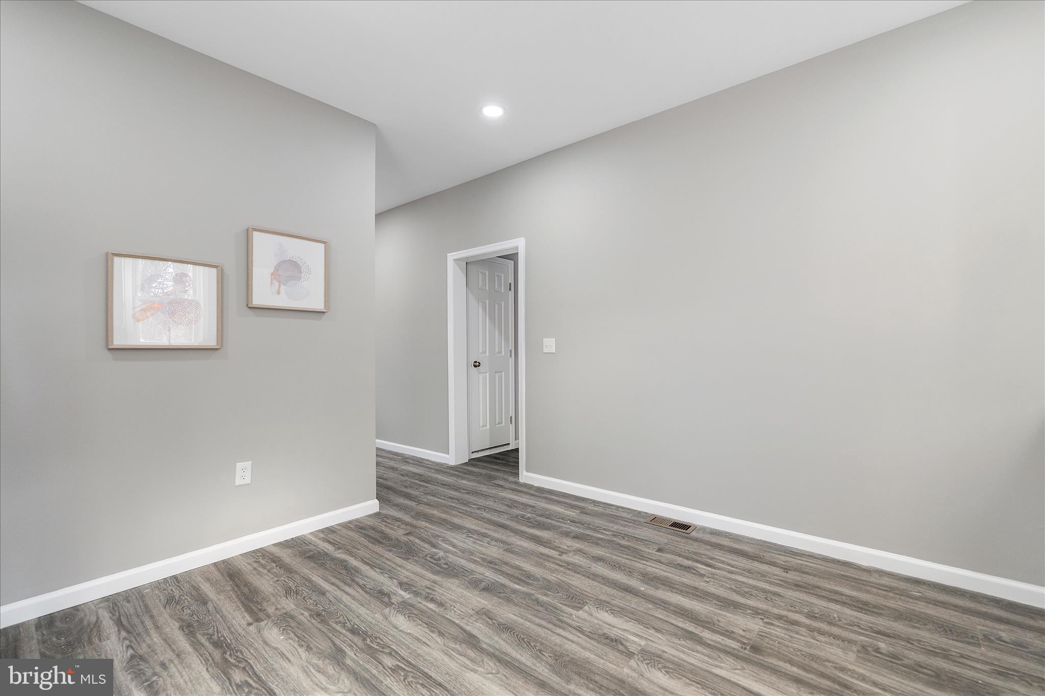 806 Forest Road Baltimore, MD 21239 - Photo 10 of 39 Gallery Image 10