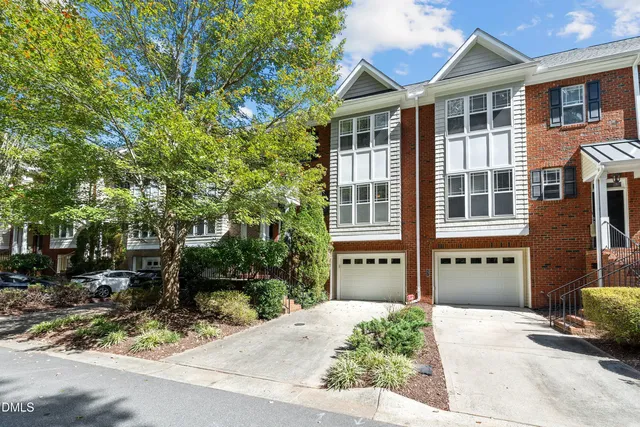 $499,999 | 229 Rose Walk Lane, Carrboro, NC 27510