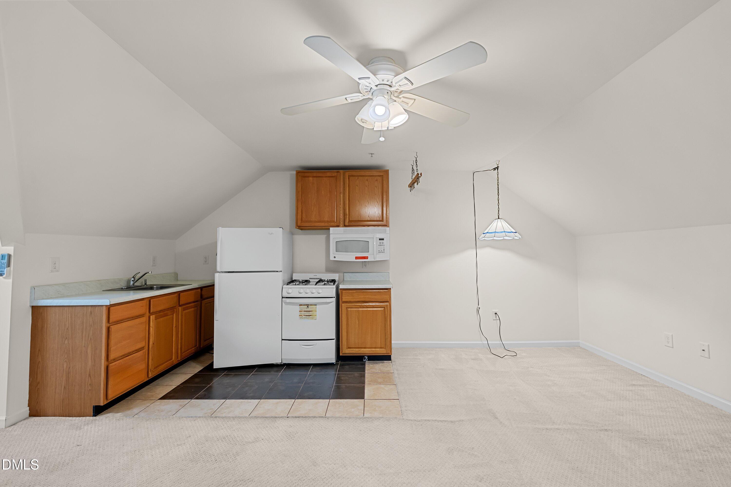 229 Rose Walk Lane Carrboro, NC 27510 - Photo 44 of 55 44-TIM_1034