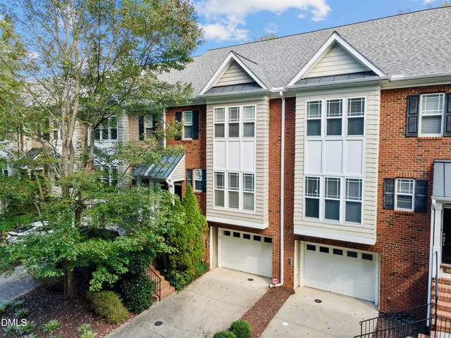 $499,999 | 229 Rose Walk Lane, Carrboro, NC 27510