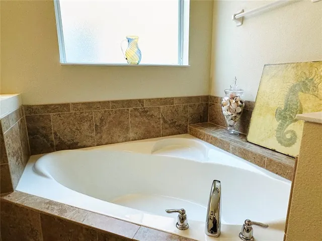 $3,900 | 2549 Dharma Circle, Kissimmee, FL 34746