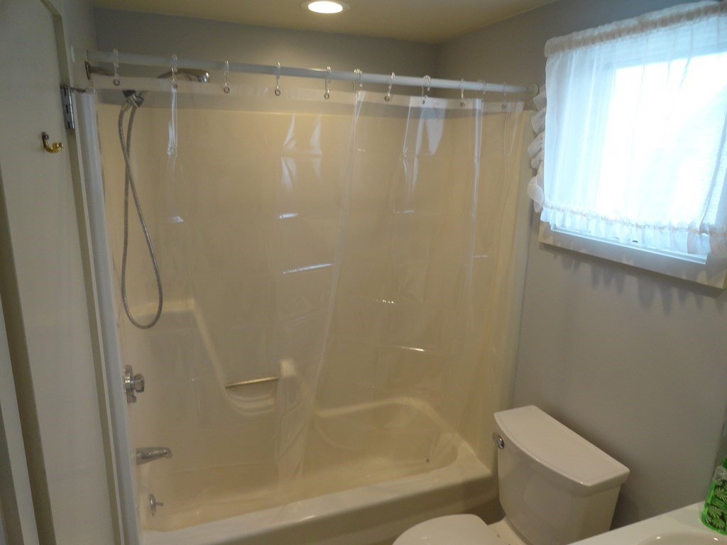 23 Rice Street Marlborough, MA 01752 - Photo 12 of 20 Gallery Image 12
