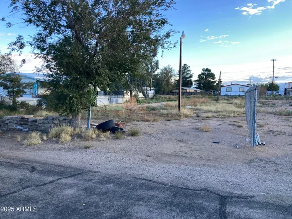 a view of a out door space