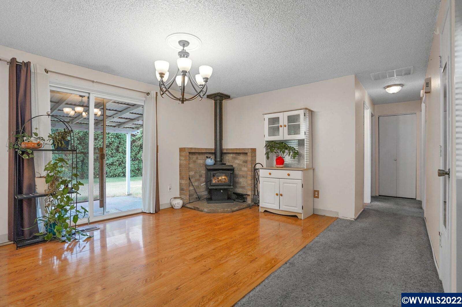 1334 Fern Ridge Road Southeast Stayton, OR 97383 - Photo 9 of 22 Gallery Image 9