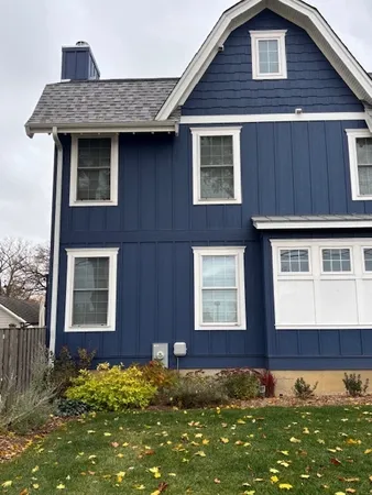 $2,390,000 | 205 West Cook Avenue, Libertyville, IL 60048