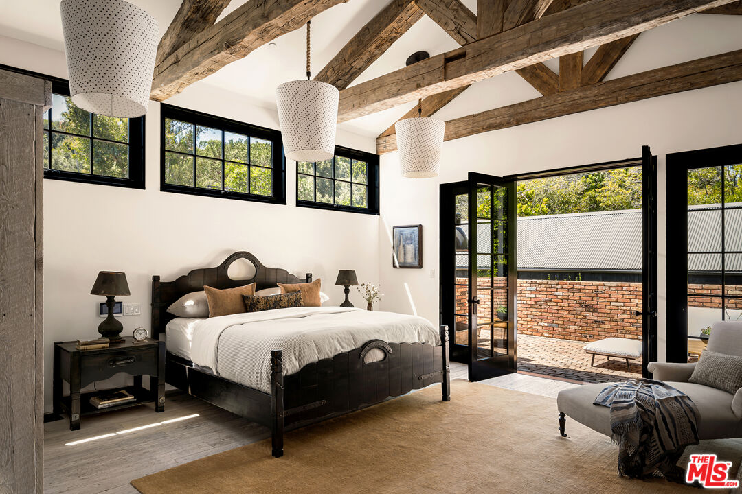 13215 Riviera Ranch Road Los Angeles, CA 90049 - Photo 30 of 65