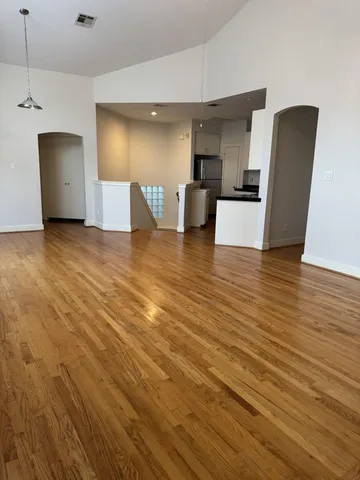 $2,300 | 3417 Rolgom Pl Court, Houston, TX 77021