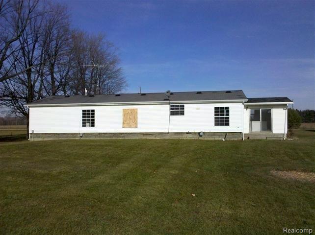 1745 O Brien Road Mayville, MI 48744 - Photo 6 of 6 262-151253 - Rear