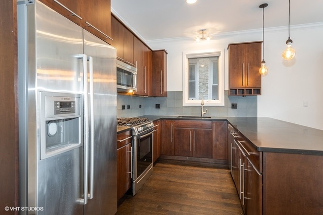 1644 West Blackhawk Street, Unit 1E Chicago, IL 60622 - Photo 3 of 10