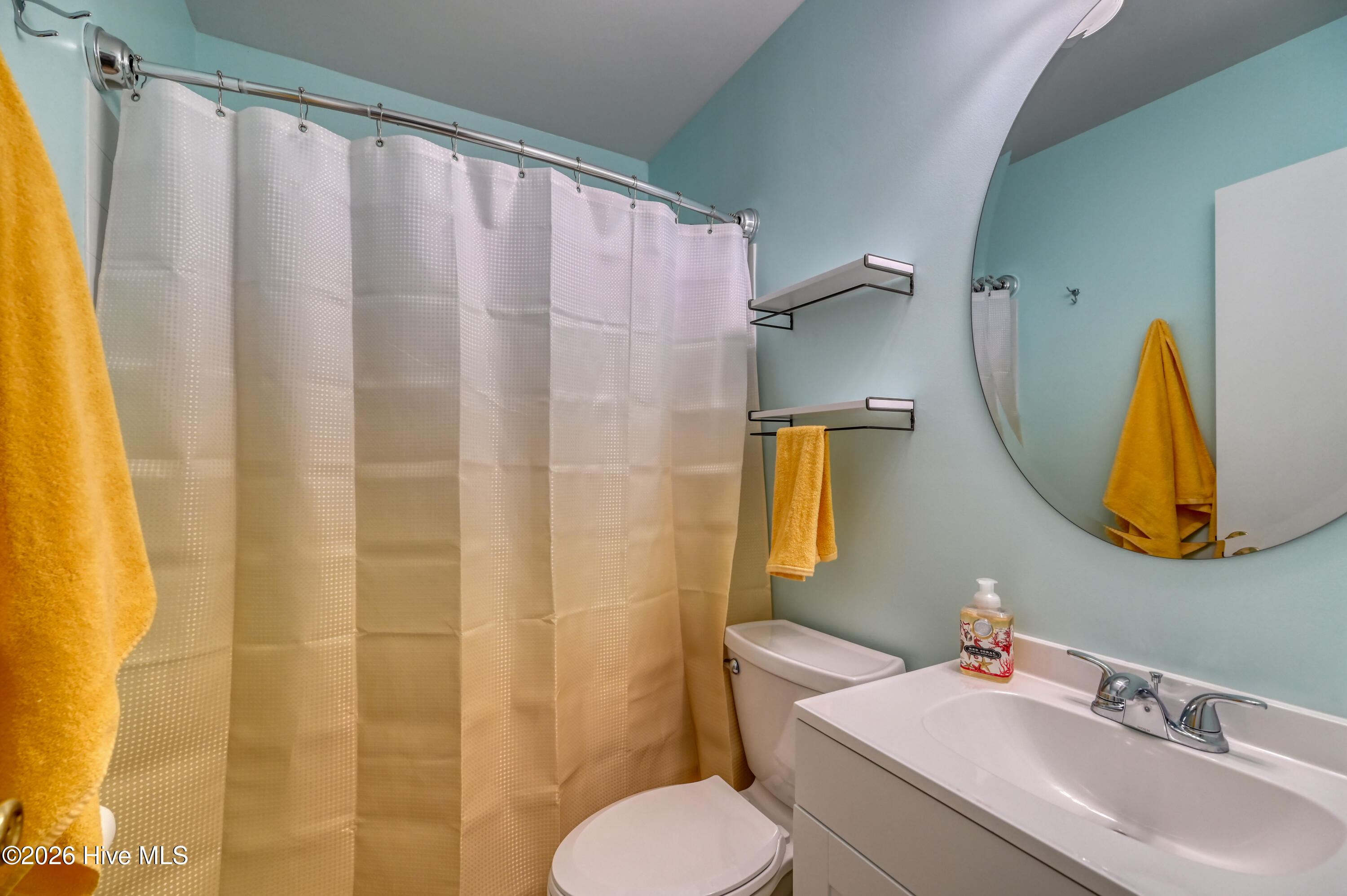1822 New River Inlet Road, Unit 1304A North Topsail Beach, NC 28460 - Photo 16 of 22 Bathroom 3