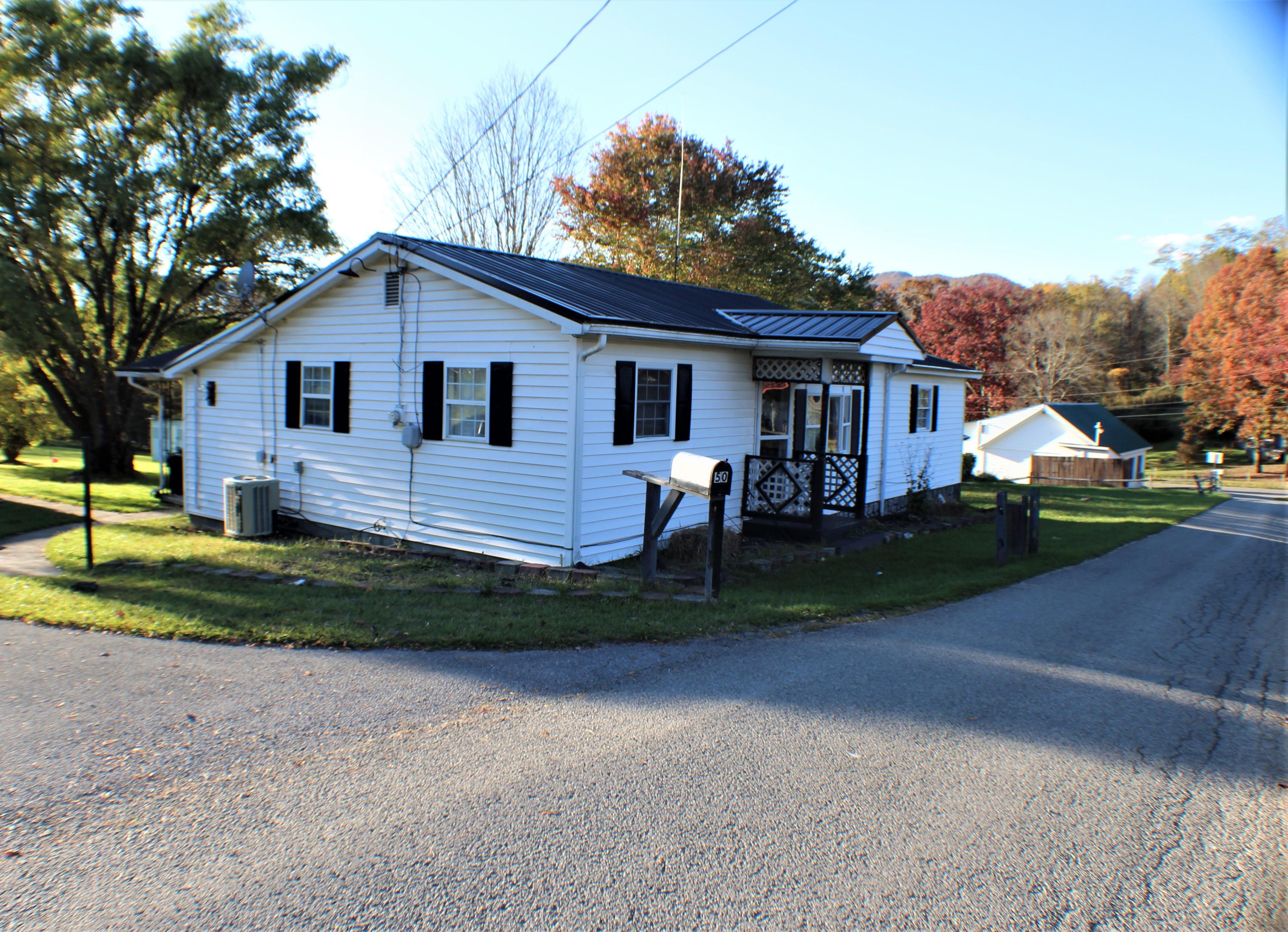 50 Burks Road Buckeye, WV 24924 - Photo 4 of 12 Gallery Image 4